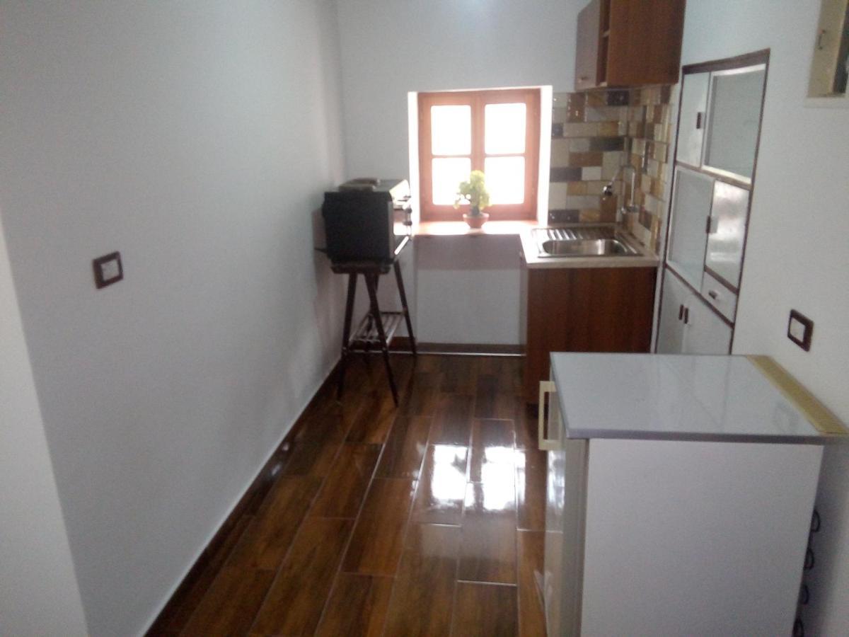 Ruols Guesthouse Gjirokaster Exterior photo