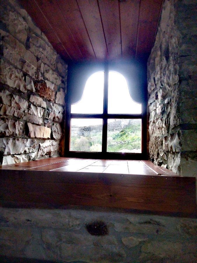 Ruols Guesthouse Gjirokaster Exterior photo